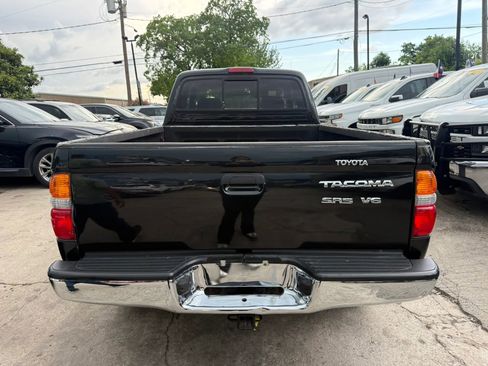 Used 2004 Toyota Tacoma PreRunner RWD image 6