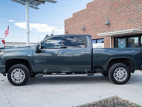Used 2020 Chevrolet Silverado 2500 High Country w/ Gooseneck/5TH Wheel Package AWD/4WD image 3