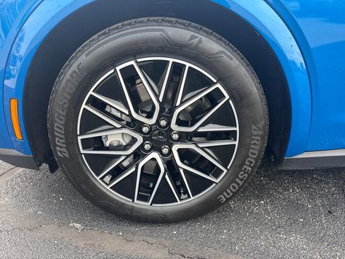 Used 2025 Ford Mustang Mach-E Premium AWD/4WD image 13