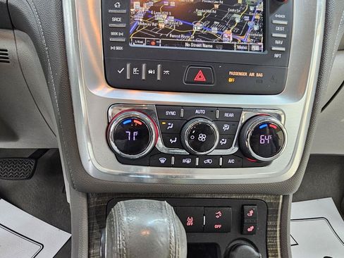 Used 2013 GMC Acadia SLT FWD image 35