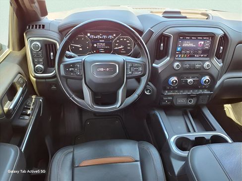 Used 2023 GMC Sierra 2500 AT4 w/ AT4 Premium Plus Package AWD/4WD image 5