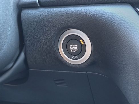 New 2026 Chrysler Pacifica Select image 20