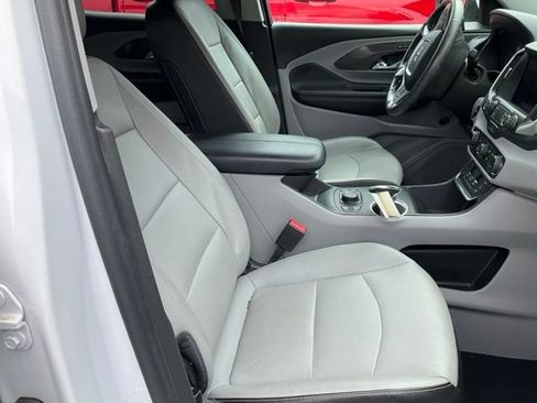 Used 2021 GMC Terrain SLT w/ Infotainment Package II AWD/4WD image 10