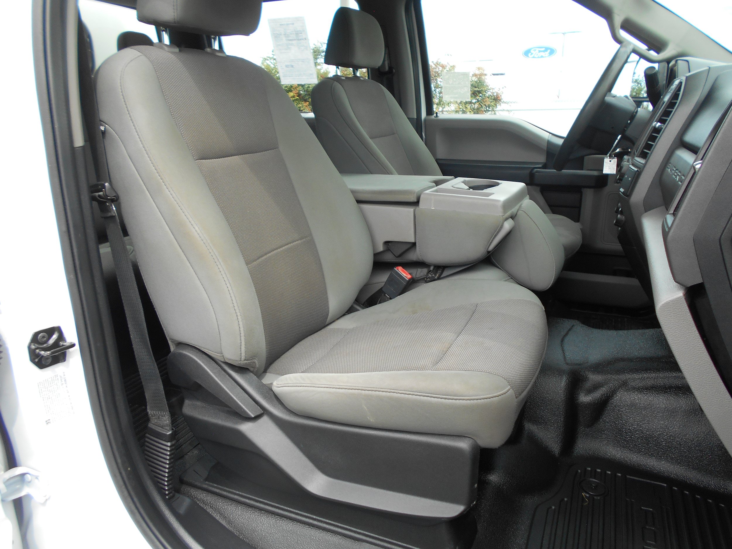 Used 2020 Ford F350 XL w/ STX Appearance Package RWD image 7