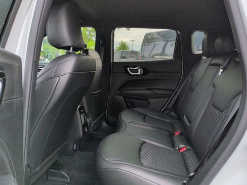 New 2026 Jeep Compass Latitude AWD/4WD image 13