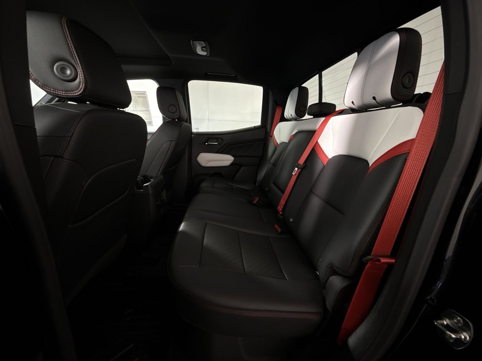 New 2026 GMC Canyon AT4X AWD/4WD image 25