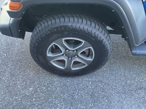 Used 2021 Jeep Wrangler Unlimited Sport AWD/4WD image 11