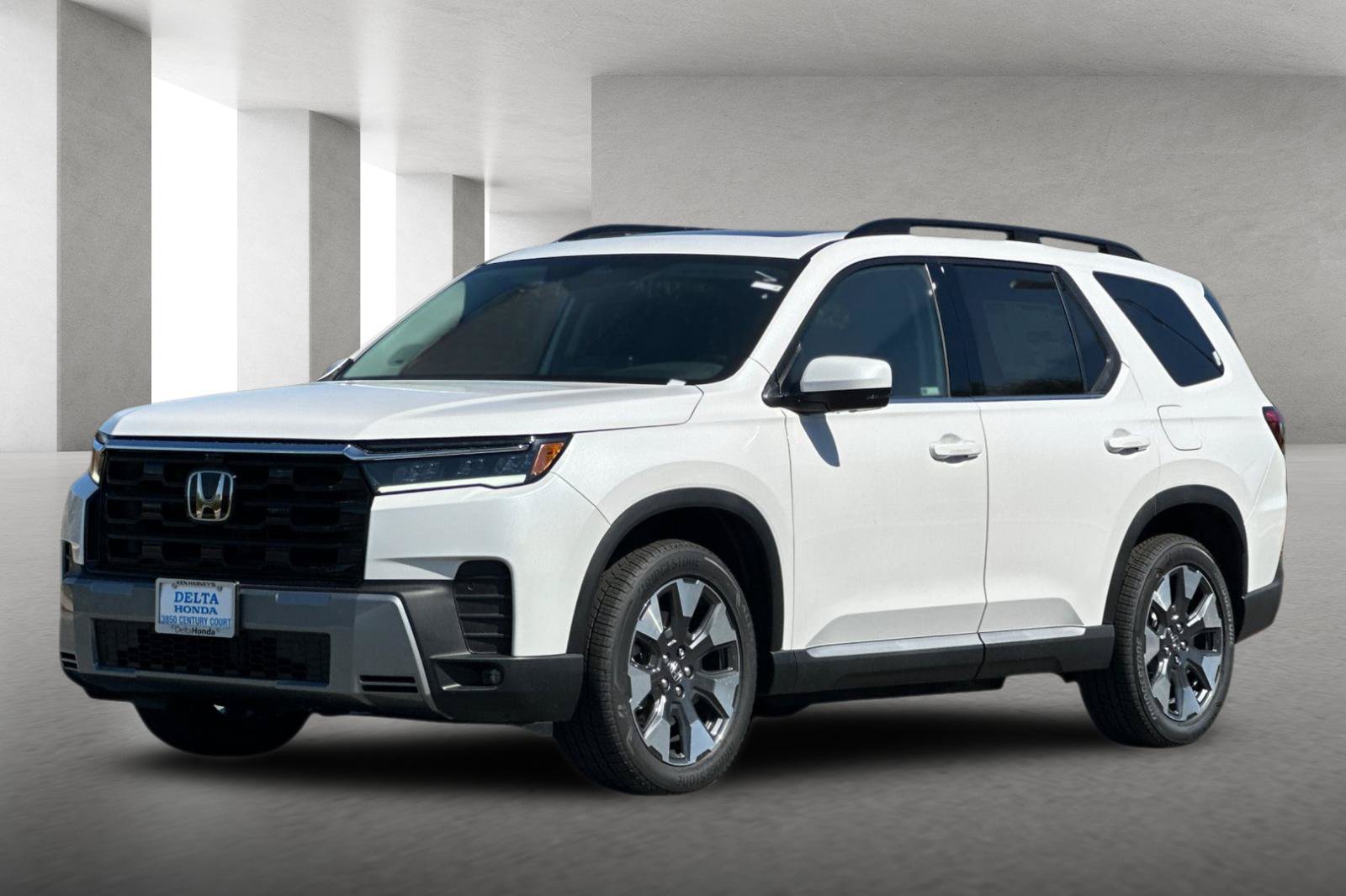 New 2026 Honda Pilot Touring image 8