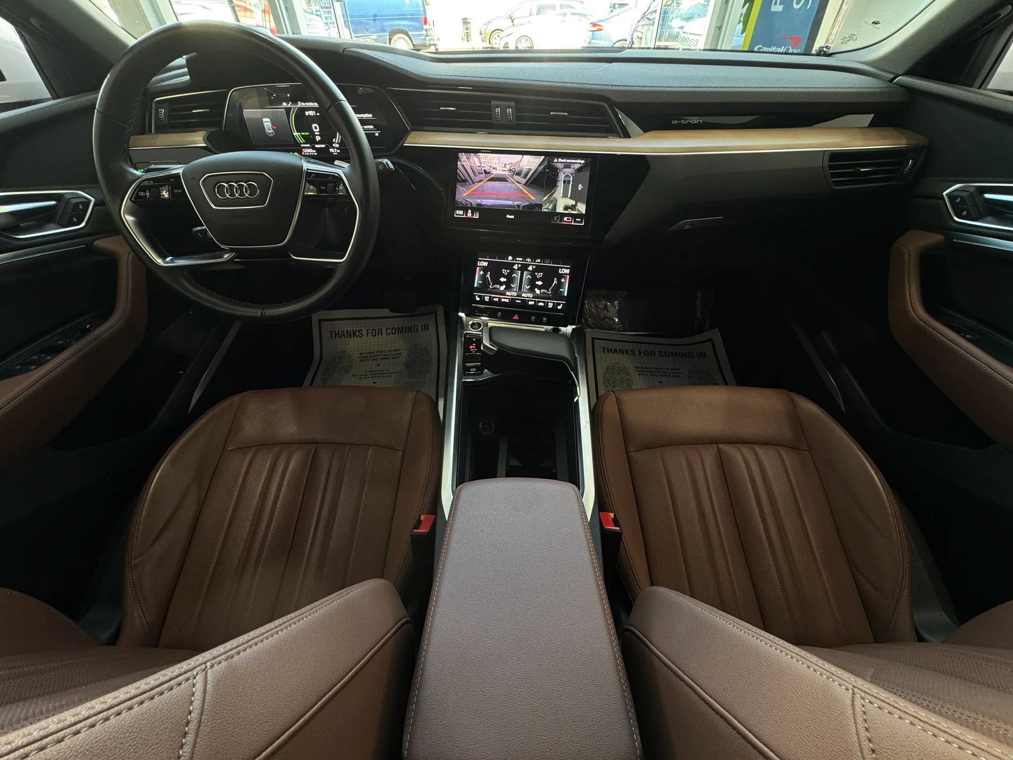 Used 2024 Audi Q8 e-tron Premium Plus w/ Premium Plus Package AWD/4WD image 29