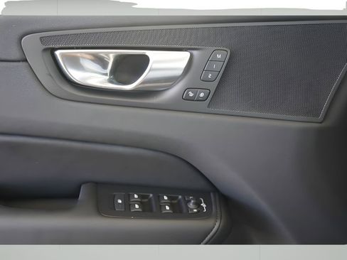 New 2025 Volvo XC60 B5 Core w/ Climate Package image 12