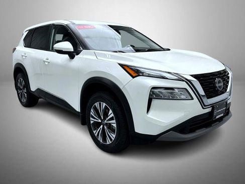 Certified 2023 Nissan Rogue SV AWD/4WD image 3