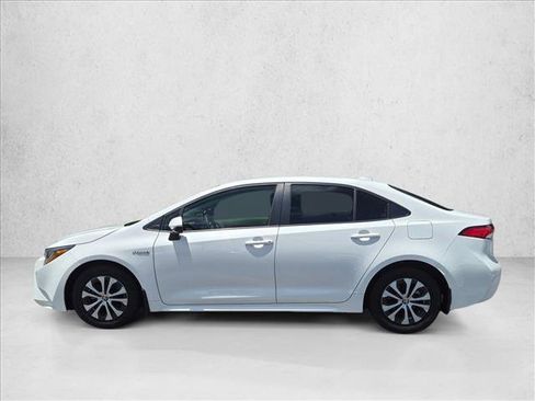 Used 2021 Toyota Corolla LE FWD image 8