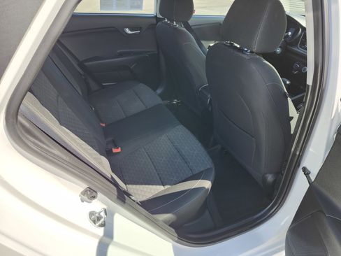 Used 2022 Kia Rio LX image 18