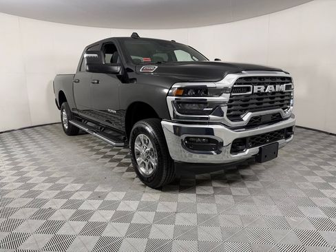 Used 2026 RAM 2500 Big Horn AWD/4WD image 5