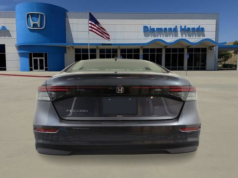 New 2026 Honda Accord SE image 3