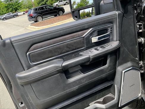New 2026 RAM 2500 Laramie AWD/4WD image 53
