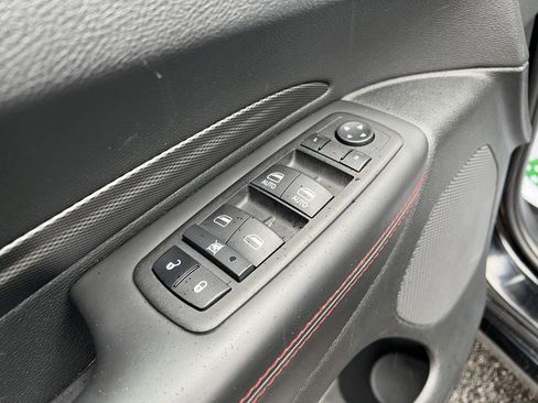 Used 2023 Dodge Durango GT image 14