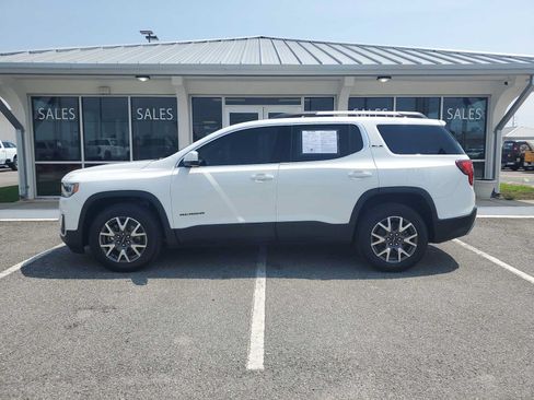 Used 2020 GMC Acadia SLE w/ Driver Convenience Package AWD/4WD image 2