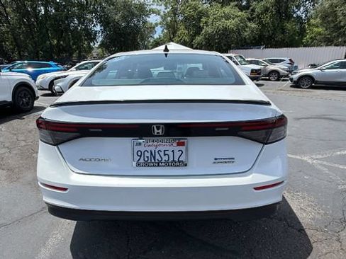 Used 2023 Honda Accord Sport image 5