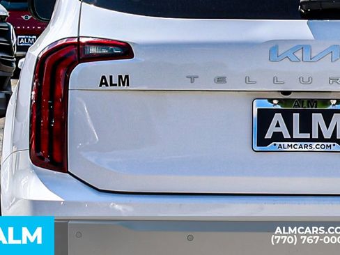 Used 2025 Kia Telluride S AWD/4WD image 13