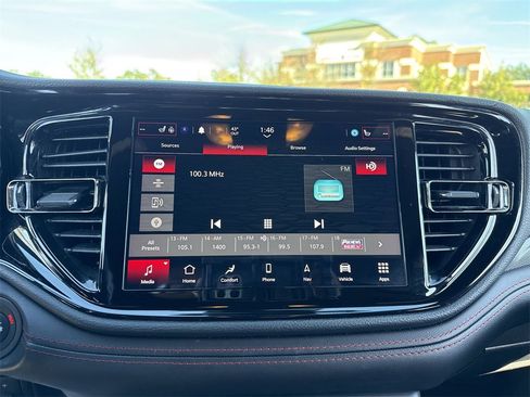 Used 2023 Dodge Durango GT image 24