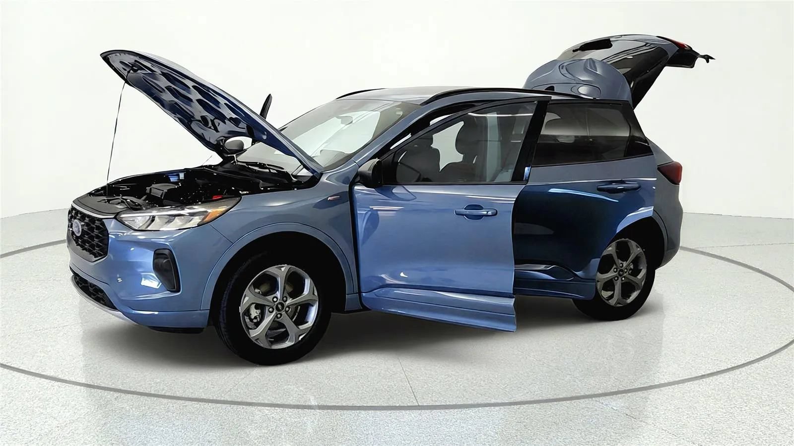 Used 2024 Ford Escape ST-Line w/ Tech Pack #1 AWD/4WD image 10