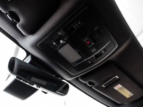 Used 2021 Lexus RC 350 F Sport image 33