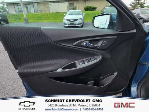 Used 2024 Chevrolet Malibu LT image 11