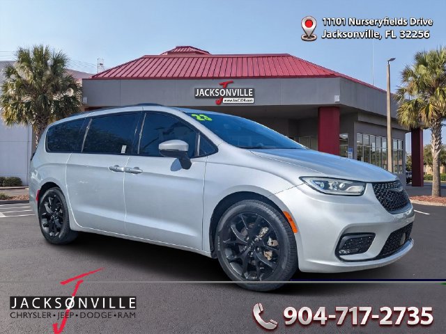 Used 2023 Chrysler Pacifica Touring-L w/ S Appearance Package FWD 360° Tour