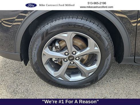 Used 2025 Ford Escape ST-Line AWD/4WD image 9