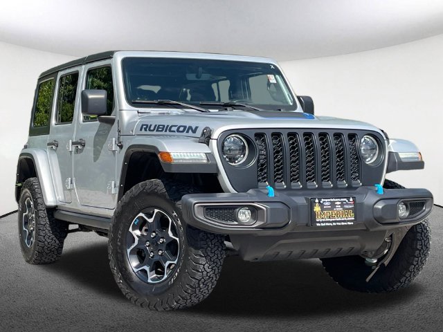 Used 2023 Jeep Wrangler Unlimited Rubicon 4xe w/ Dual Top Group AWD/4WD image 14