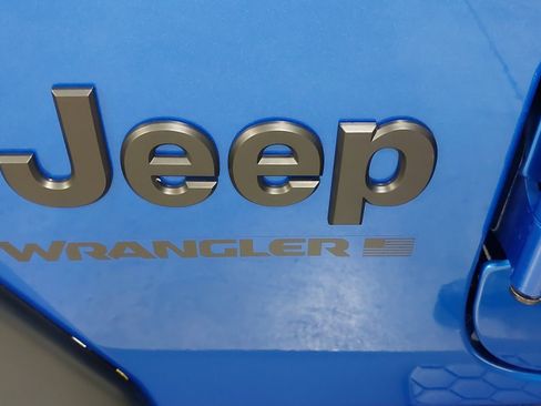 Used 2024 Jeep Wrangler Sport AWD/4WD image 34