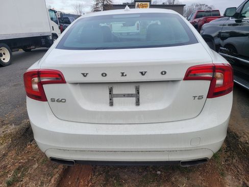 Used 2016 Volvo S60 T5 Premier w/ Protection Package image 6