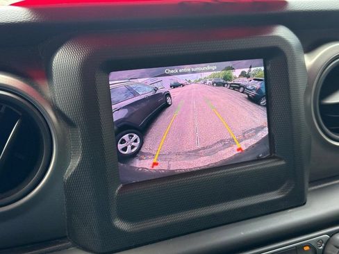 Certified 2023 Jeep Wrangler Unlimited Sport AWD/4WD image 19