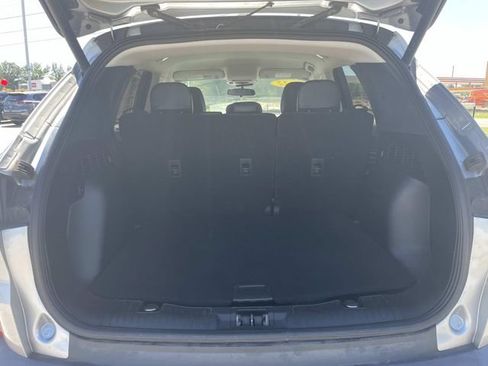 Used 2022 Ford Escape SEL w/ Technology Package FWD image 8