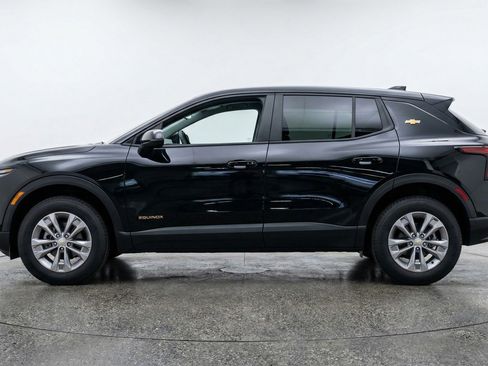 Used 2025 Chevrolet Equinox LT FWD image 5