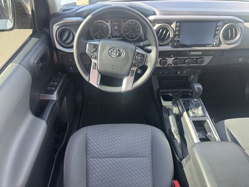Certified 2023 Toyota Tacoma SR5 w/ Technology Package AWD/4WD image 25