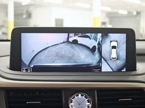 Used 2022 Lexus RX 350L Premium w/ Premium Package AWD/4WD image 19