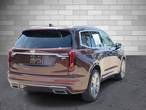 Certified 2023 Cadillac XT6 Premium Luxury image 4
