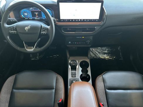Certified 2025 Ford Bronco Sport Outer Banks w/ Outer Banks Tech Package+ AWD/4WD image 15
