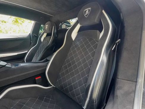 Used 2018 Lamborghini Aventador S AWD/4WD image 55