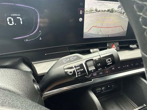 Used 2023 Kia Sportage X-Line w/ X-Line Premium Package AWD/4WD image 32