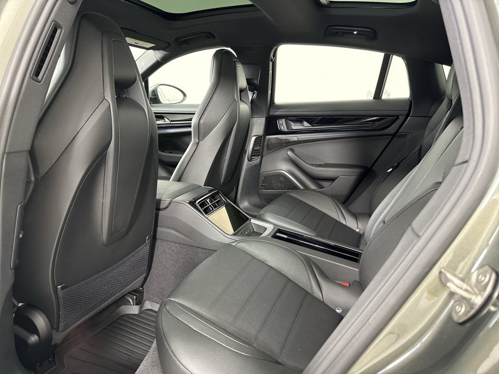 New 2026 Porsche Panamera 4 AWD/4WD image 26