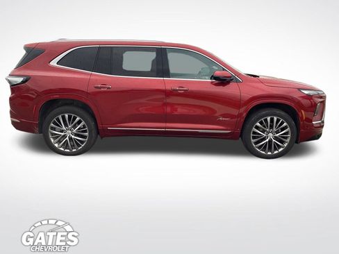 Used 2025 Buick Enclave Avenir w/ Super Cruise Package AWD/4WD image 11