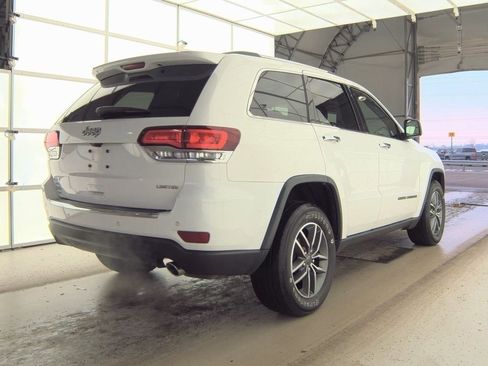 Used 2020 Jeep Grand Cherokee Limited image 2
