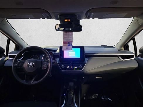 Used 2023 Toyota Corolla LE image 17