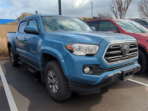 Used 2019 Toyota Tacoma 4x4 Double Cab image 5