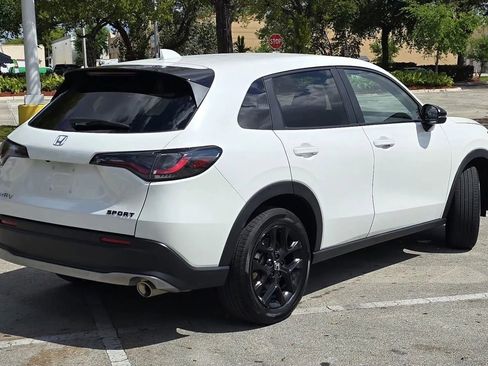 Used 2024 Honda HR-V Sport image 5