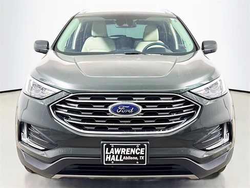 Used 2022 Ford Edge SEL w/ Convenience Package image 2