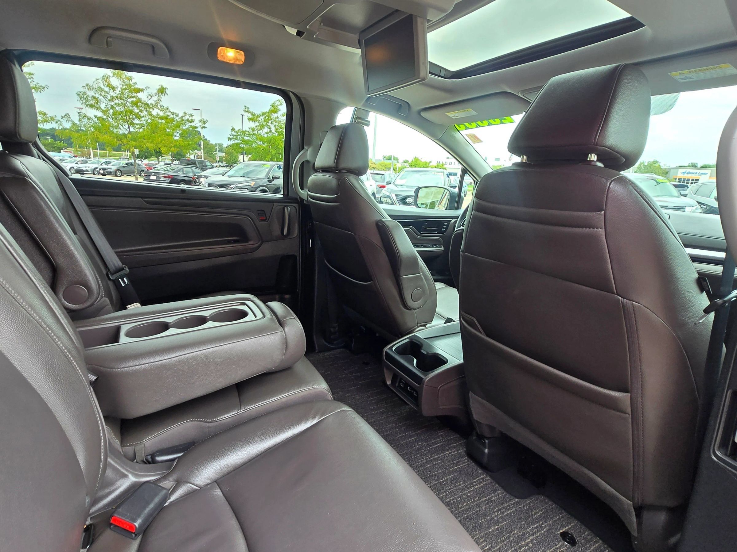 Used 2021 Honda Odyssey Touring image 11